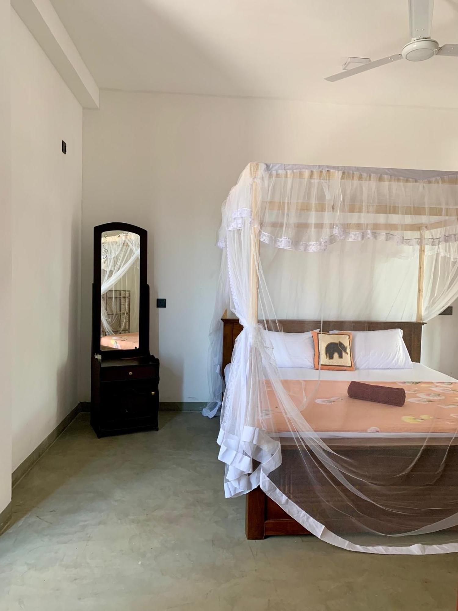 Ferienwohnung Mrmango Weligama Exterior foto